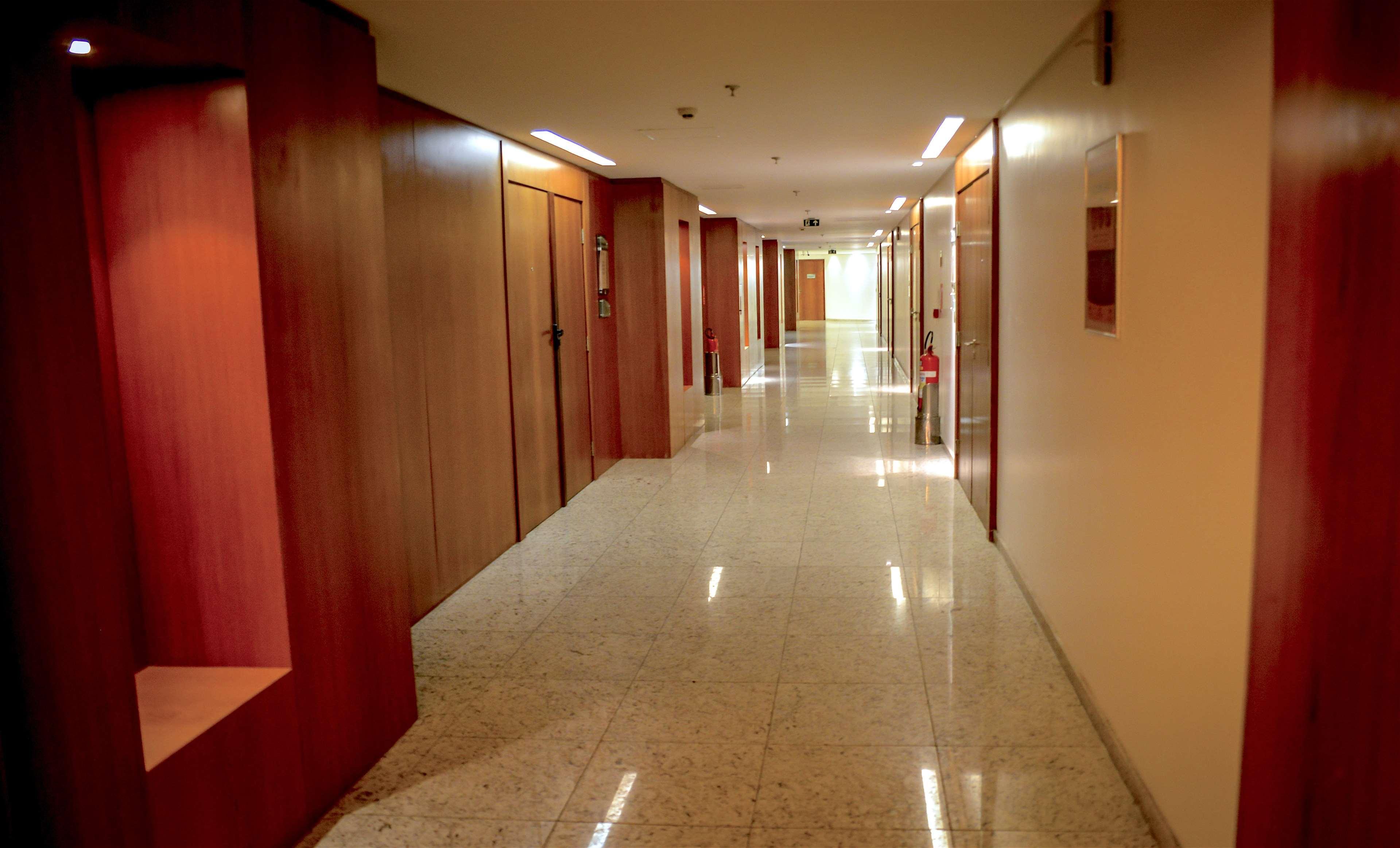Best Western Premier Maceio Екстер'єр фото A corridor