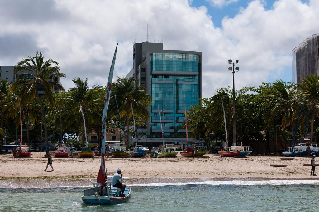 Best Western Premier Maceio Екстер'єр фото The headquarters of the Central Bank of Comoros in Moroni