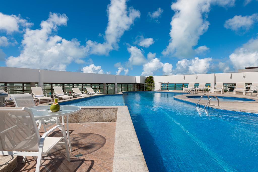 Best Western Premier Maceio Екстер'єр фото Rooftop pool at the hotel